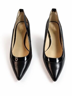 Nine West Black Pointed Toe Leather Pumps Heels Size 8.5 3.25”